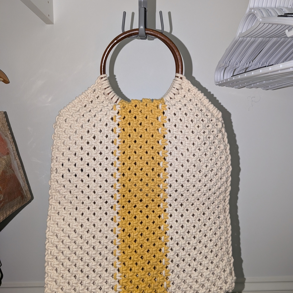 Source Unknown Cream and Yellow Tote with Geometric Detailing